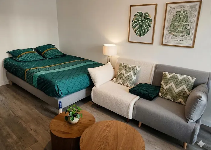 Apartment Le 28 - Terrace & Jardin Proche Tram *